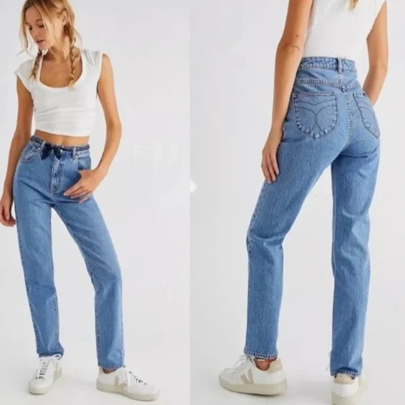 ROLLA'S High Rise Light Blue Mom Jeans - Picture 1 of 7